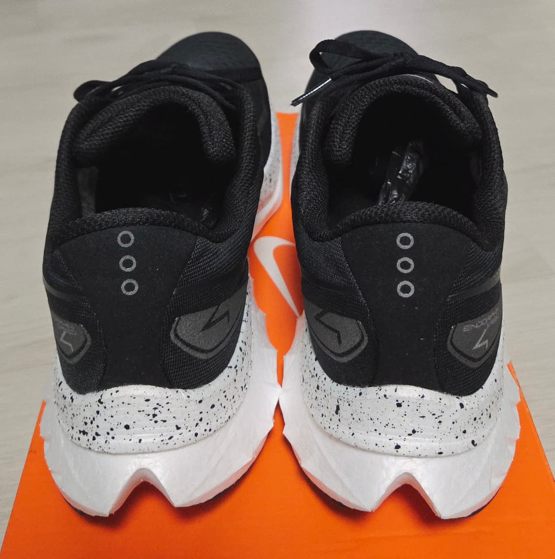 써코니 엔돌핀 스피드 4 블랙 상품이미지6