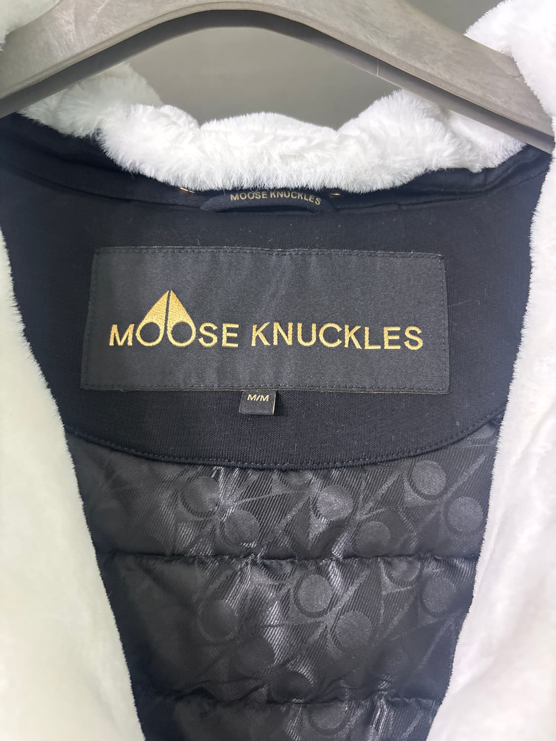 무스너클 버니스웨터 M사이즈 새상품 상품이미지4