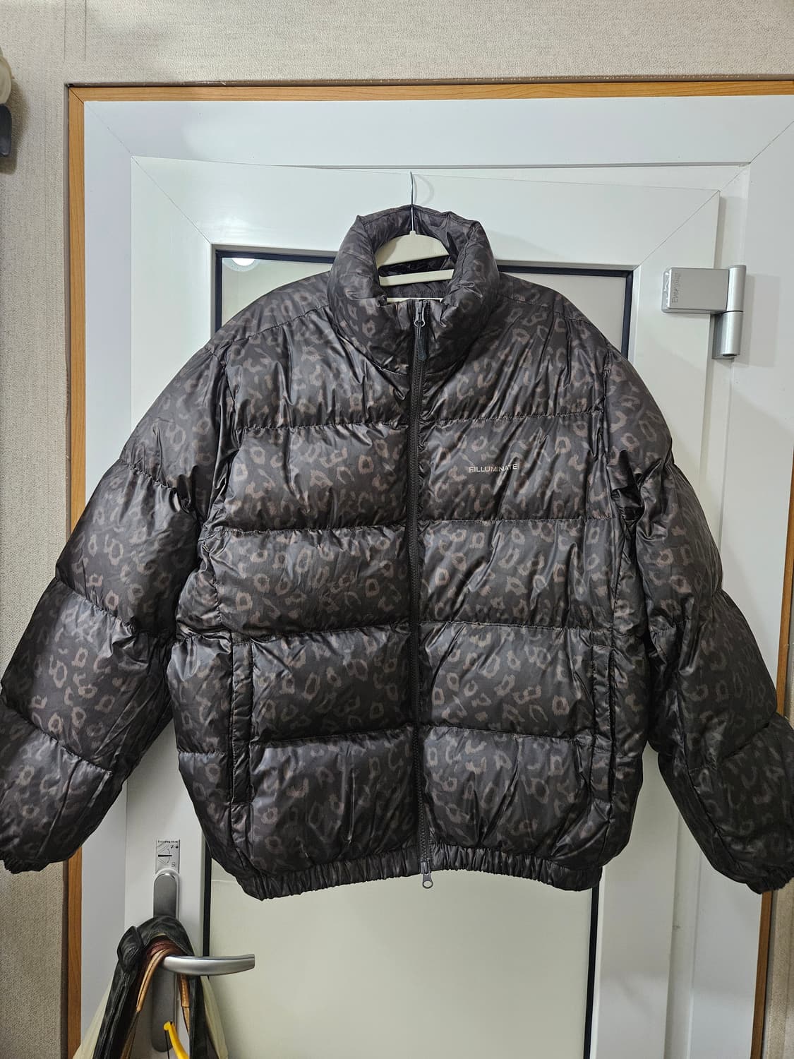 필루미네이트 레오파드패딩 L사이즈 상품이미지1