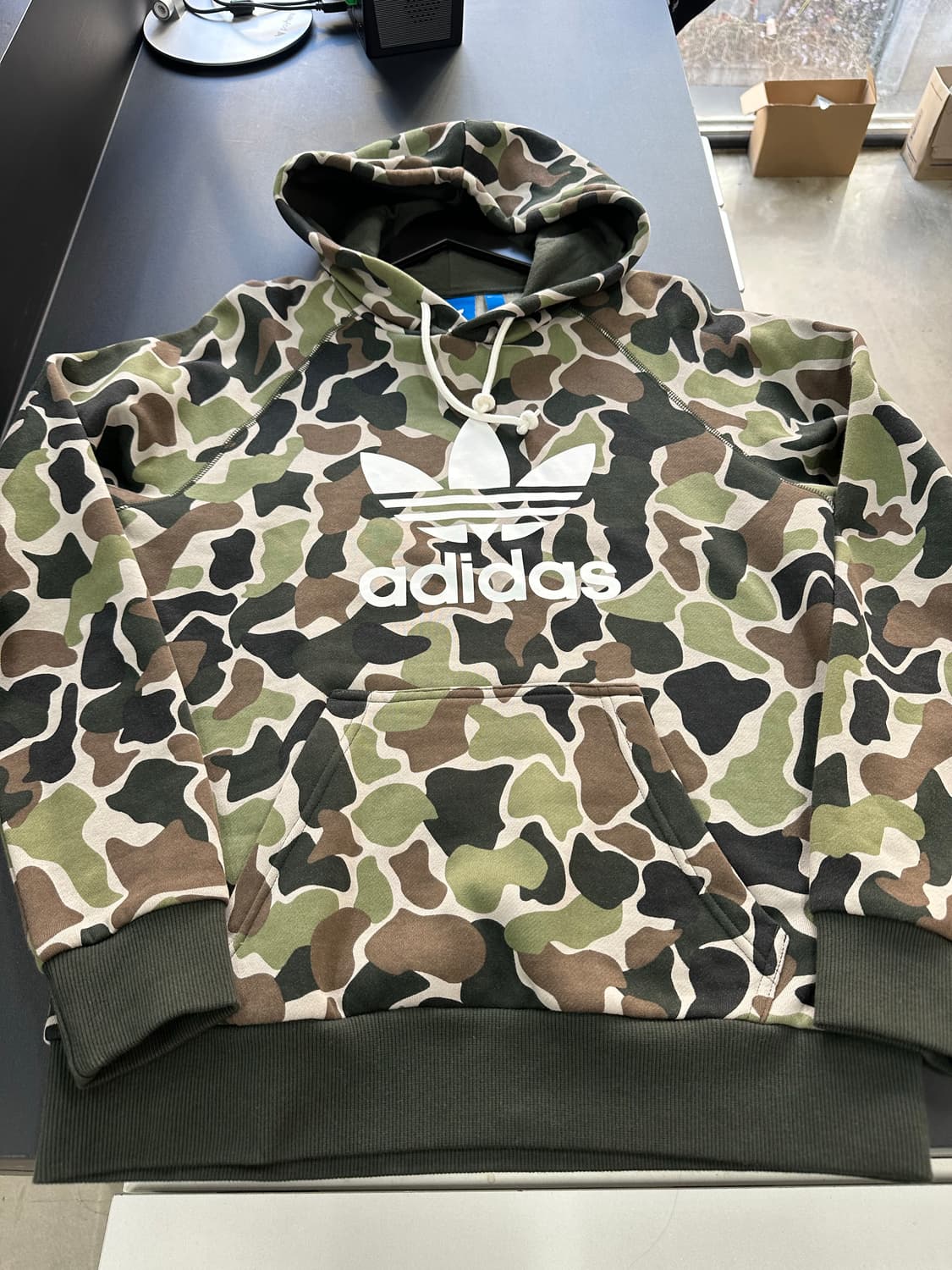 아디다스 카모 트레포일 후드티 상품이미지5