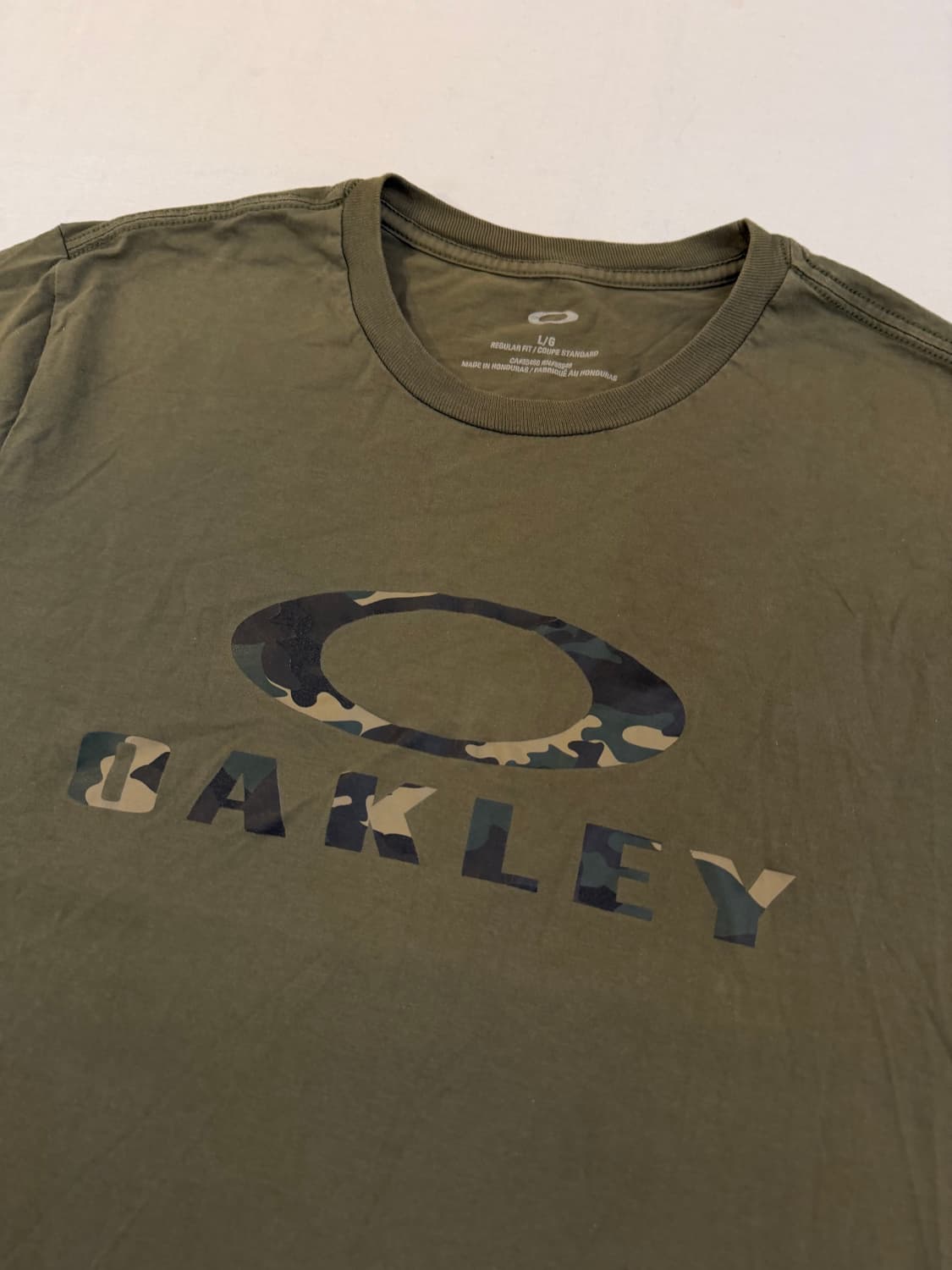 오클리 카모 빅로고 반팔 티셔츠 올리브 카키 상품이미지2