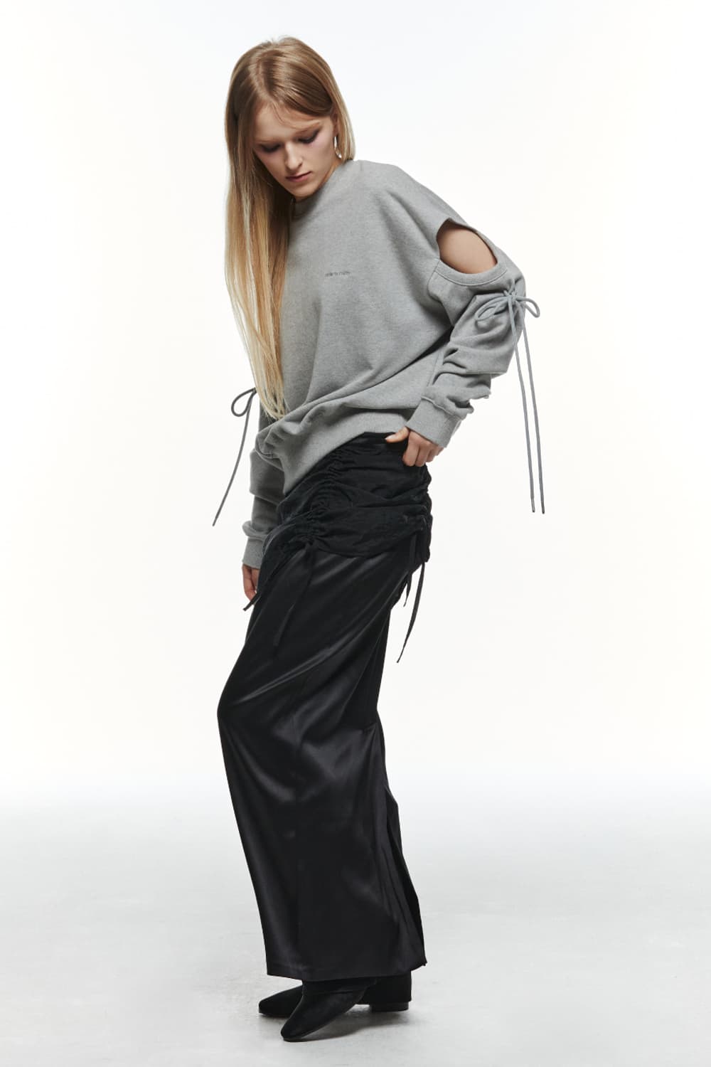 쓰리투에이티 소매트임 맨투맨 (그레이) 새상품 40000 상품이미지5