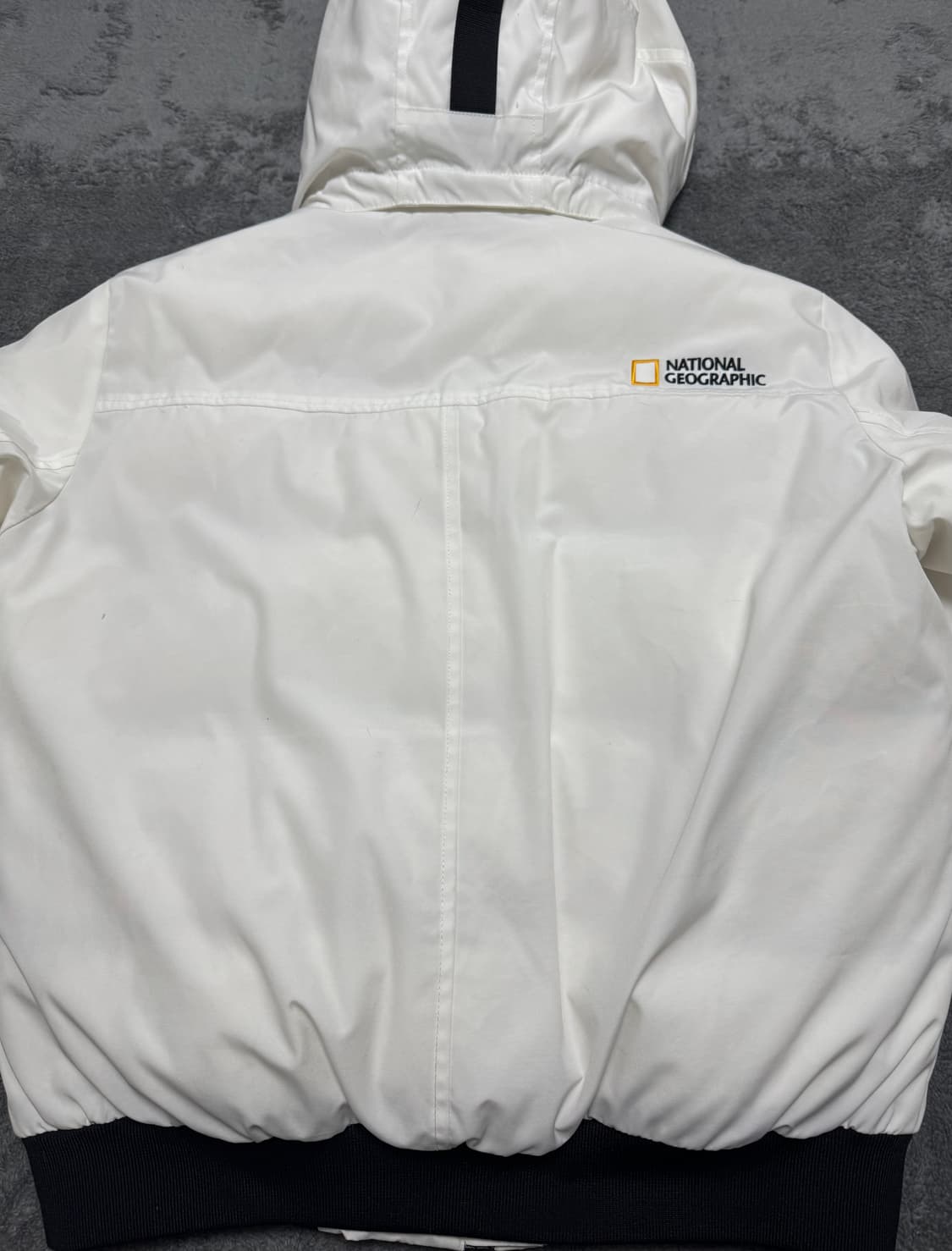 내셔널지오그래픽 타루가 패딩 s 상품이미지2