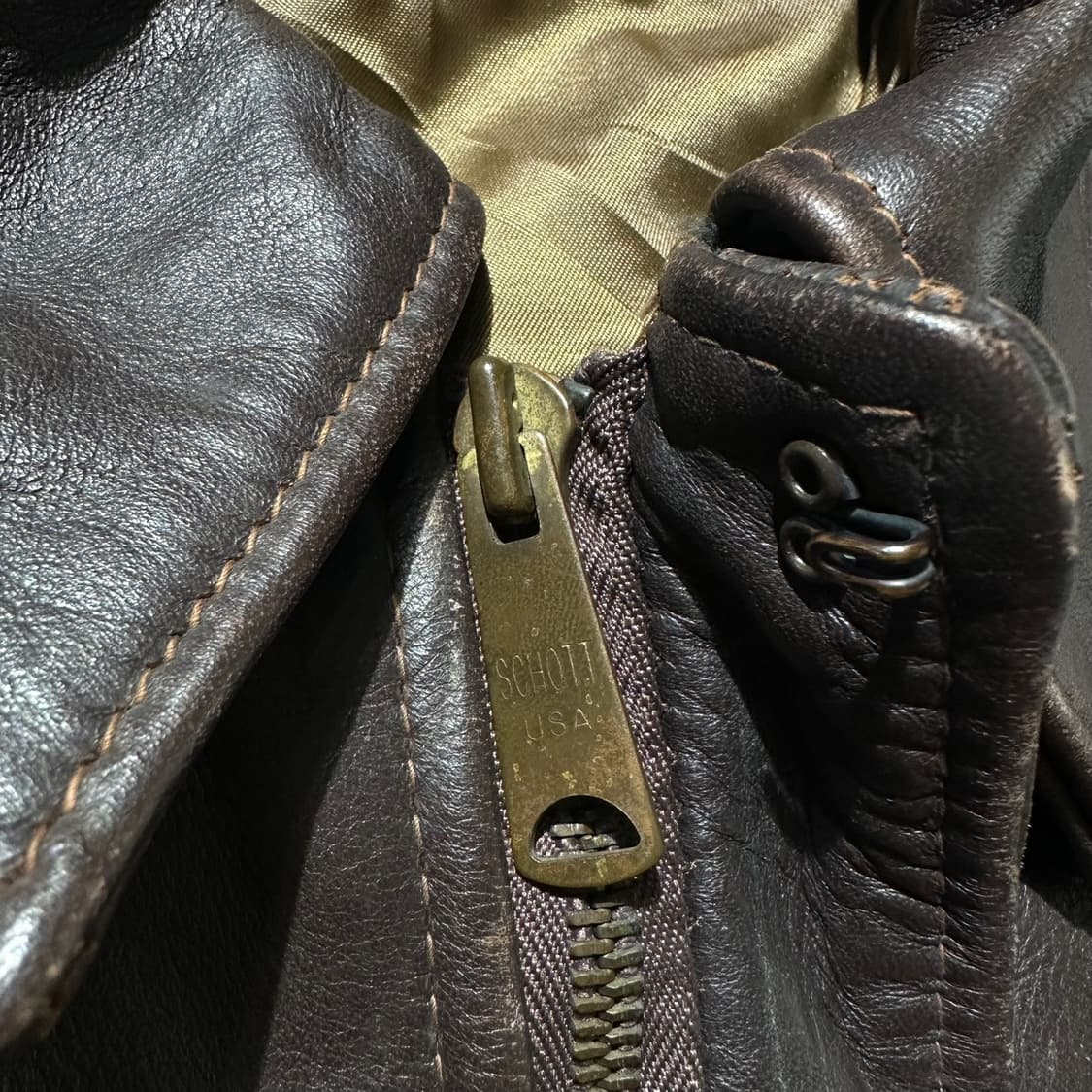 쇼트 A-2 레더 밀리터리 봄버 자켓 상품이미지5