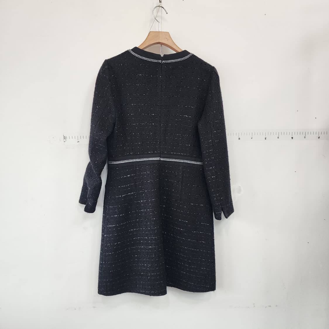 잇미샤 트위드 블랙 미디 원피스 상품이미지4