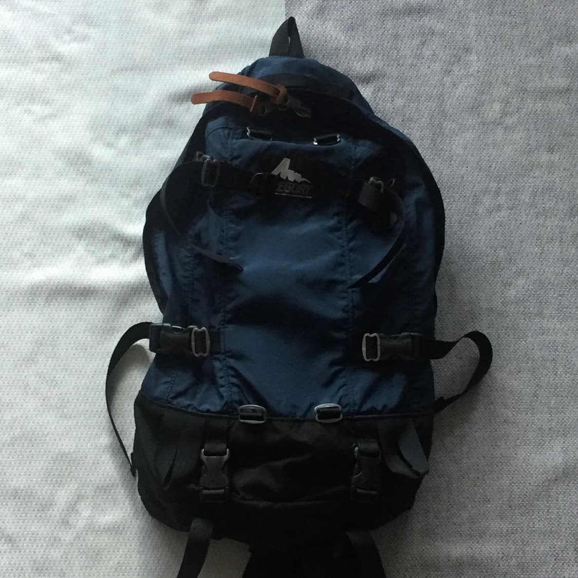 빈티지 그레고리 구로고 데이앤하프 네이비  상품이미지1