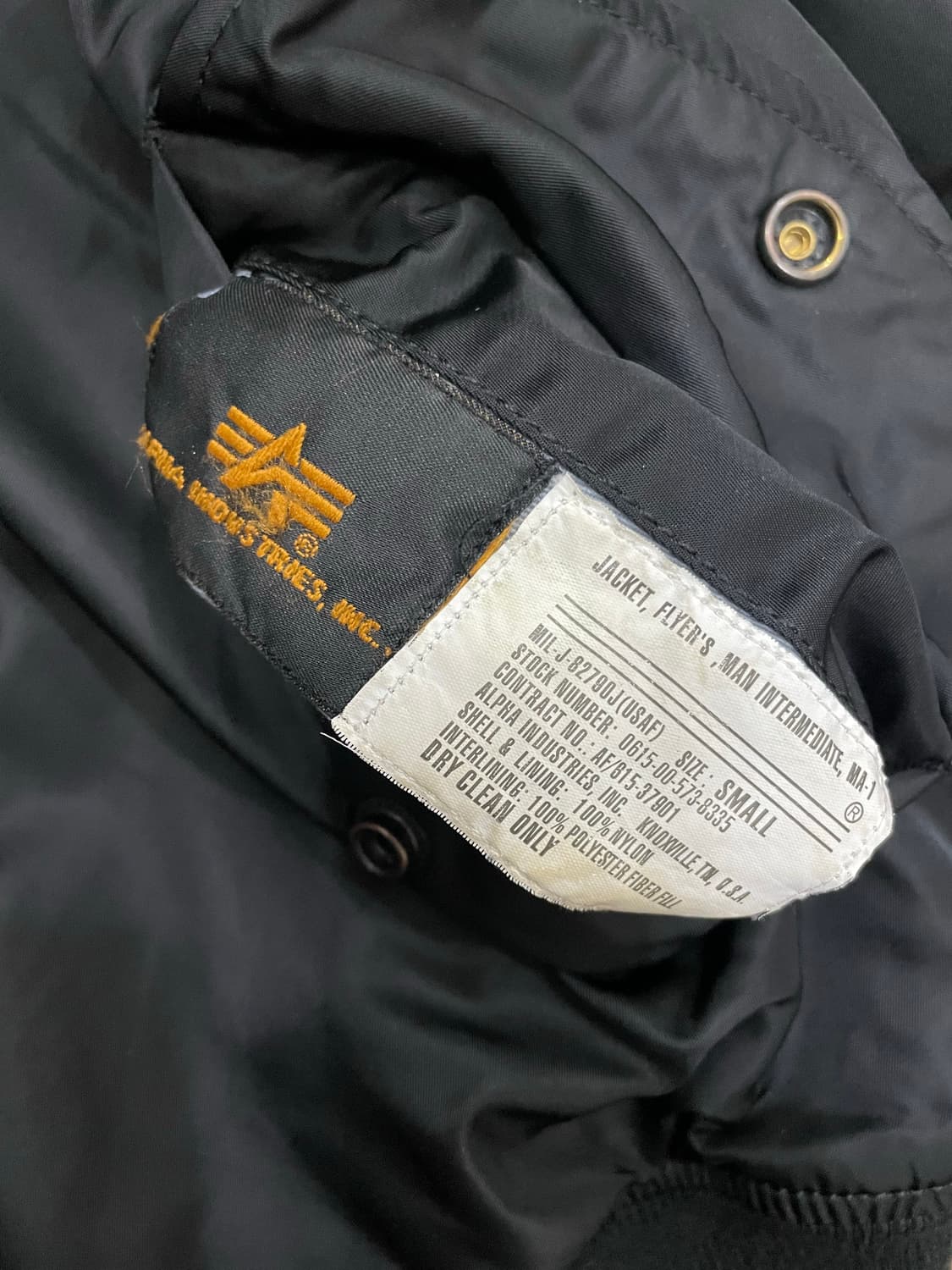 알파인더스트리 ma-1 플라이트 자켓 항공점퍼 블랙 상품이미지6