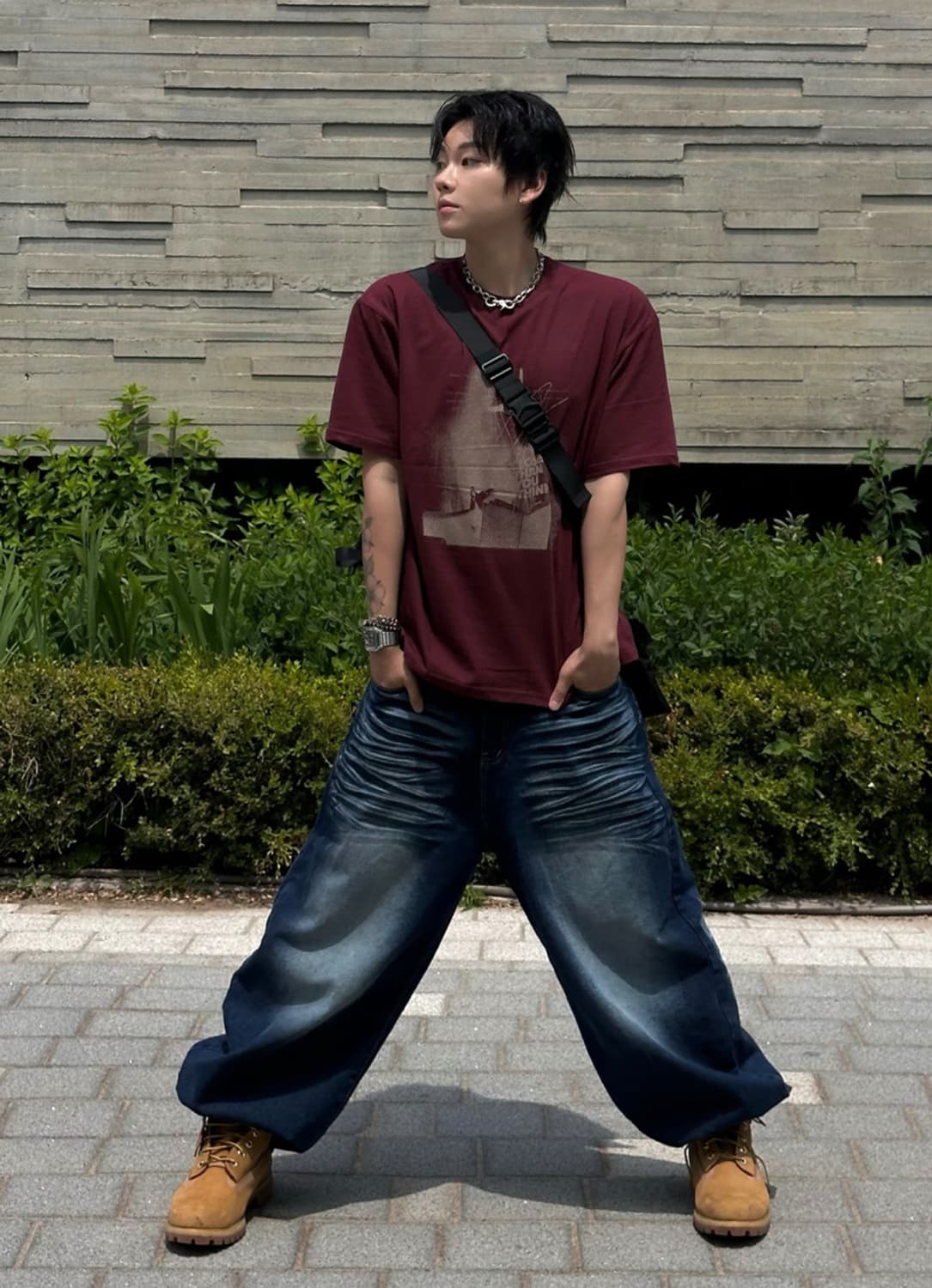 디서먼트 클로저 댄 반팔티 상품이미지1