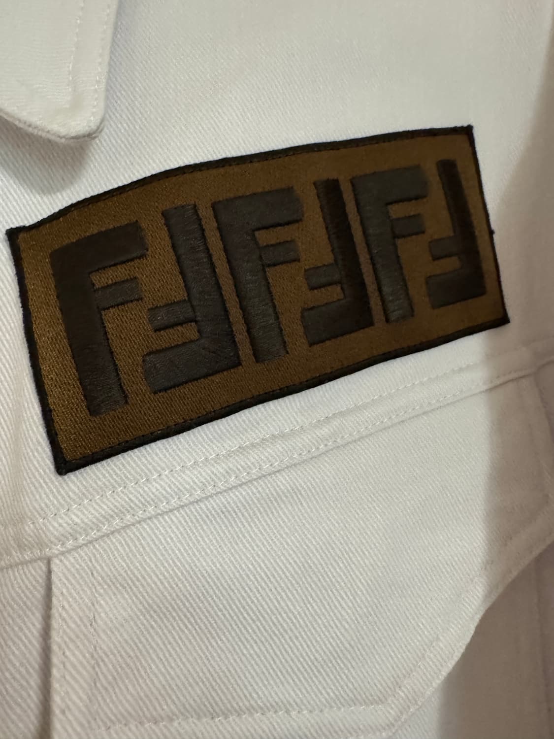 펜디(FENDI) 화이트 데님 자켓 판매 52사이즈 상품이미지6