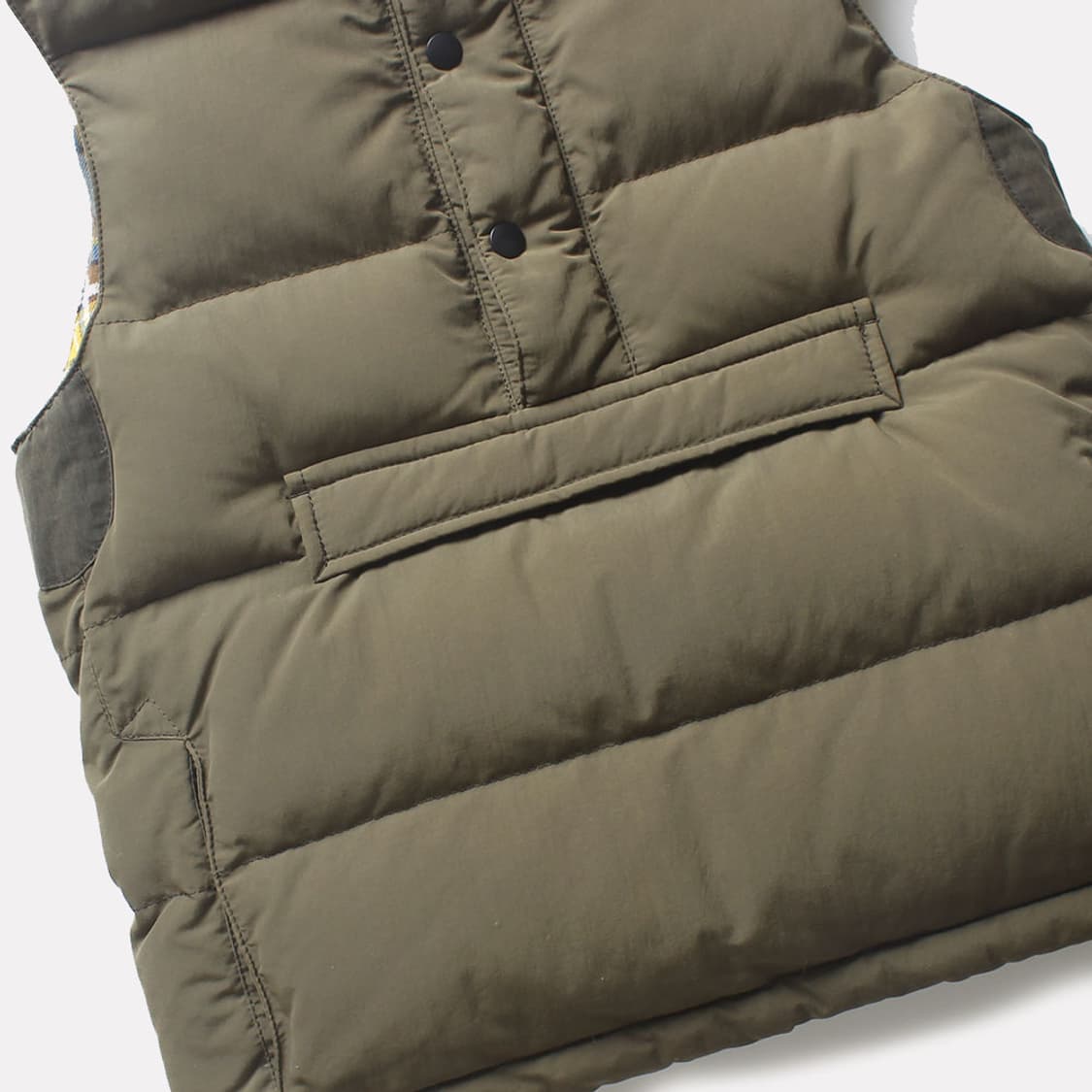 준야와타나베 X 꼼데가르송 패딩베스트_2721 상품이미지3