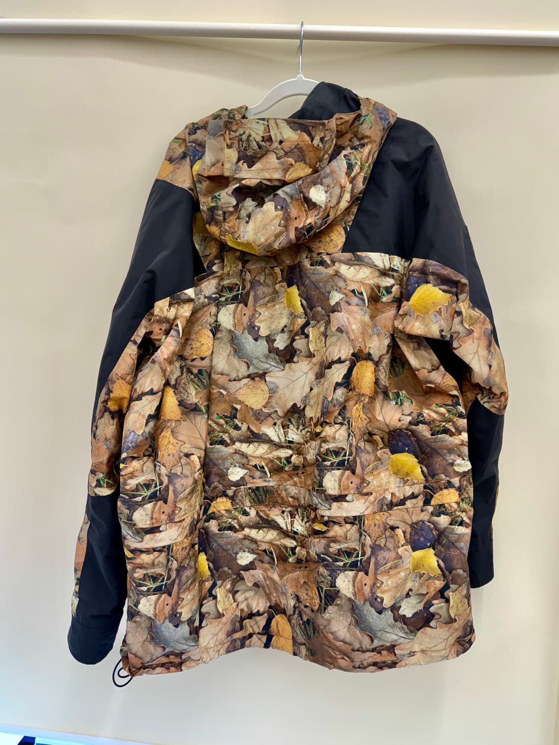 슈프림 노스페이스 낙엽 바람막이 상품이미지3