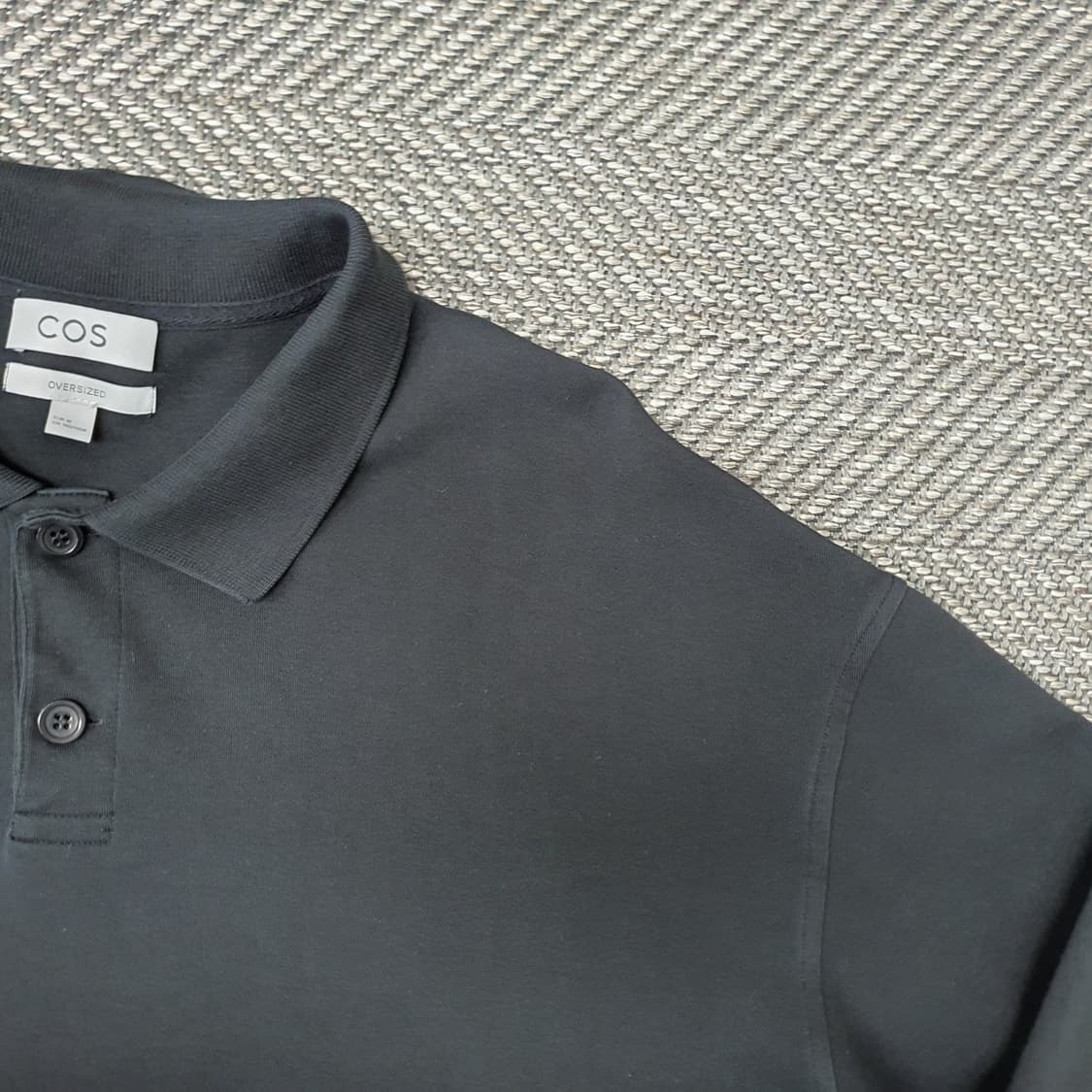 COS 코스 긴소매 카라티 남자105 상품이미지3