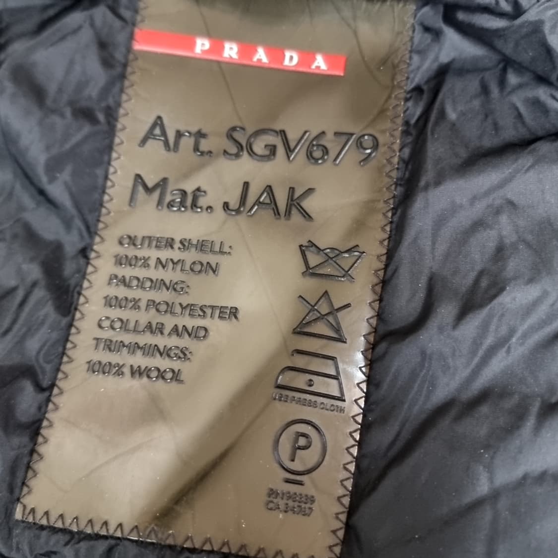 프라다 블랙 봄버 자켓(50) 상품이미지4