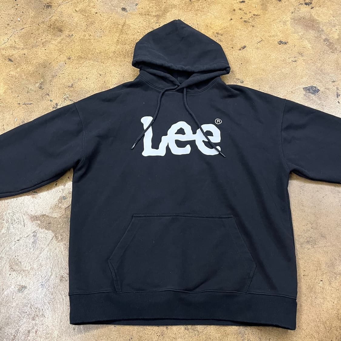 리 블랙 후드티 상품이미지3