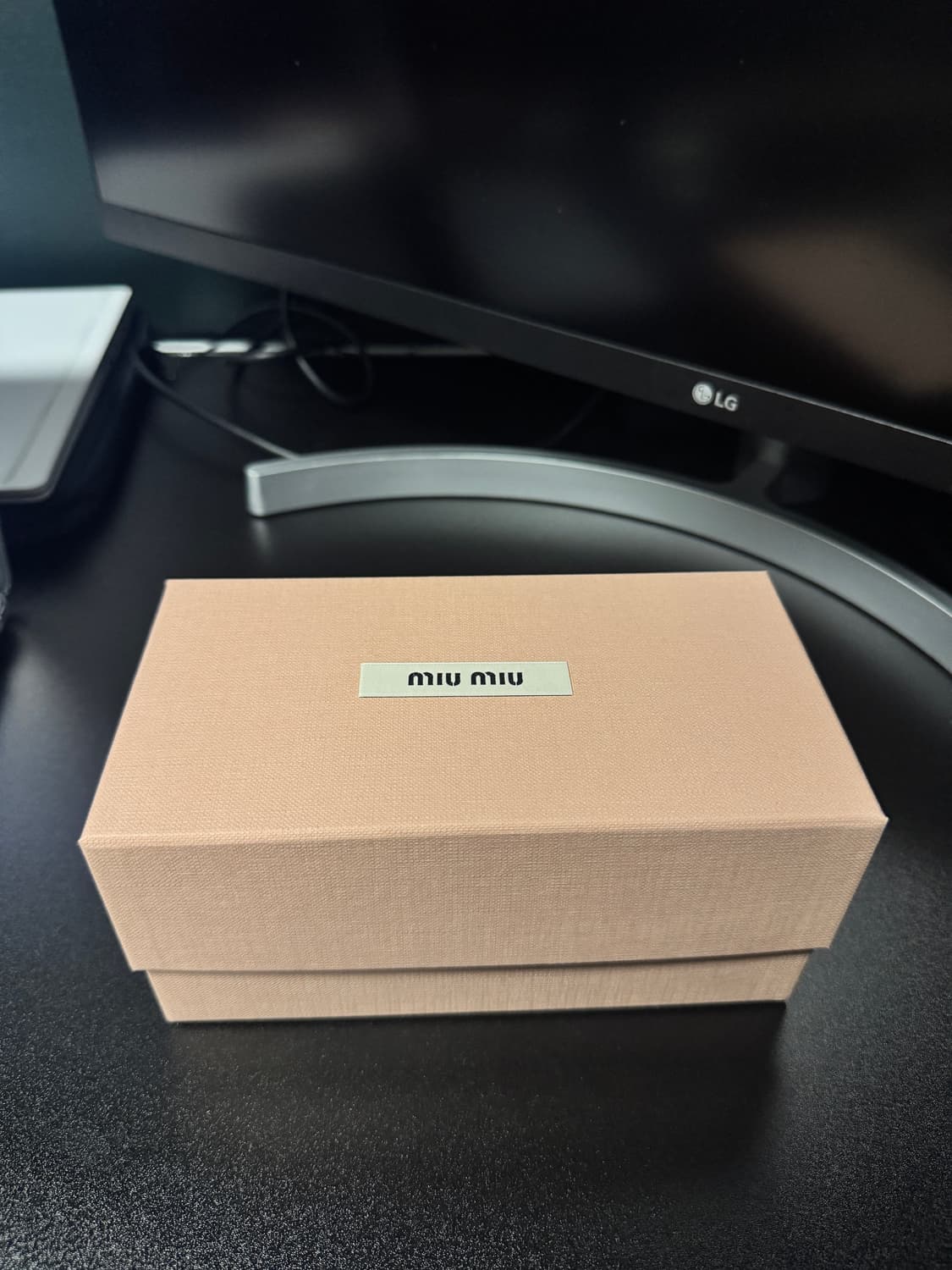 미우미우 리가드 선글라스 슬레이트 그레이 렌즈 상품이미지8