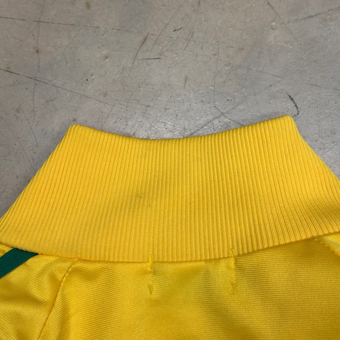 아디다스 90s 옐로우 트랙탑 0508  상품이미지9