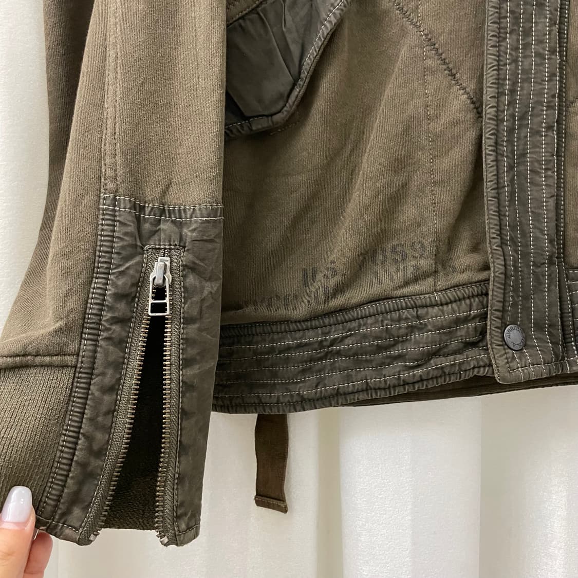 아비렉스 카키 복각 블루종 상품이미지7