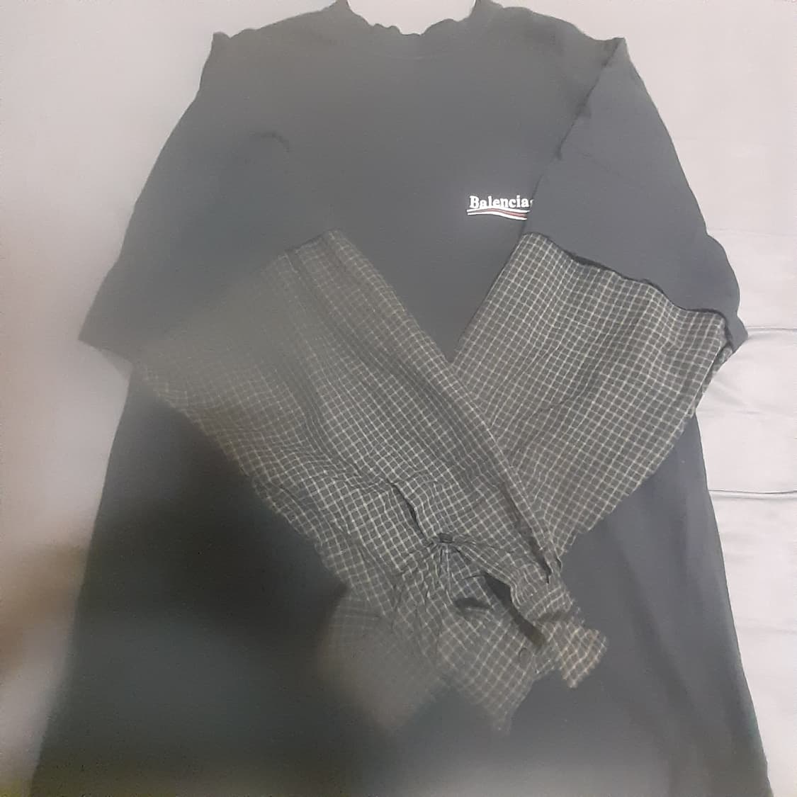 발렌시아가 폴리티컬 캠페인 레이어드 티셔츠 상품이미지1