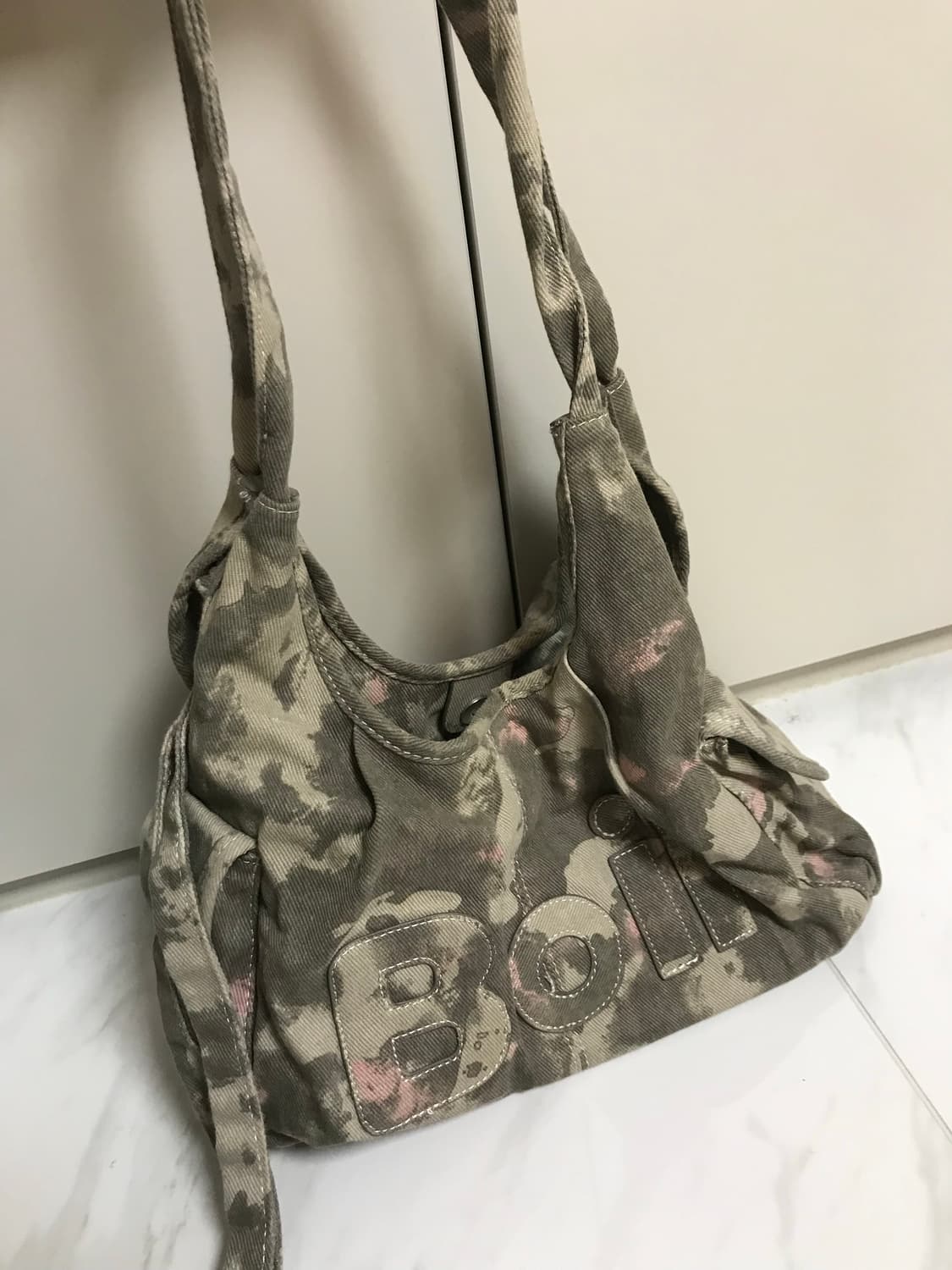 보일테일 메간 백 (CAMO) 상품이미지3