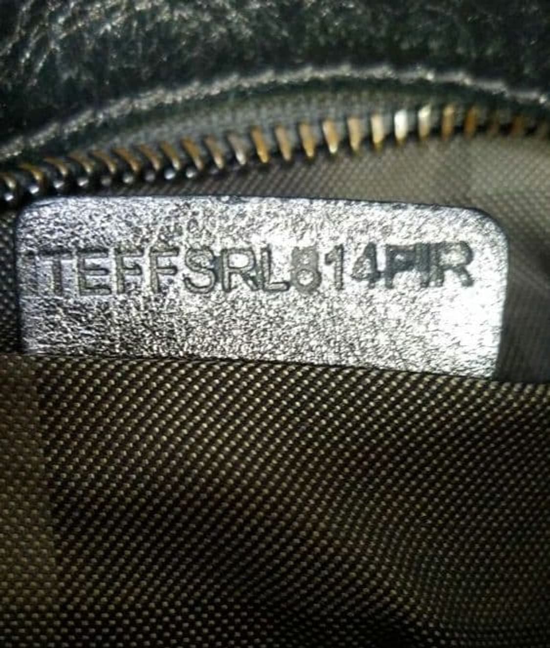 버버리 레더 메탈릭 호보백 숄더백 상품이미지9