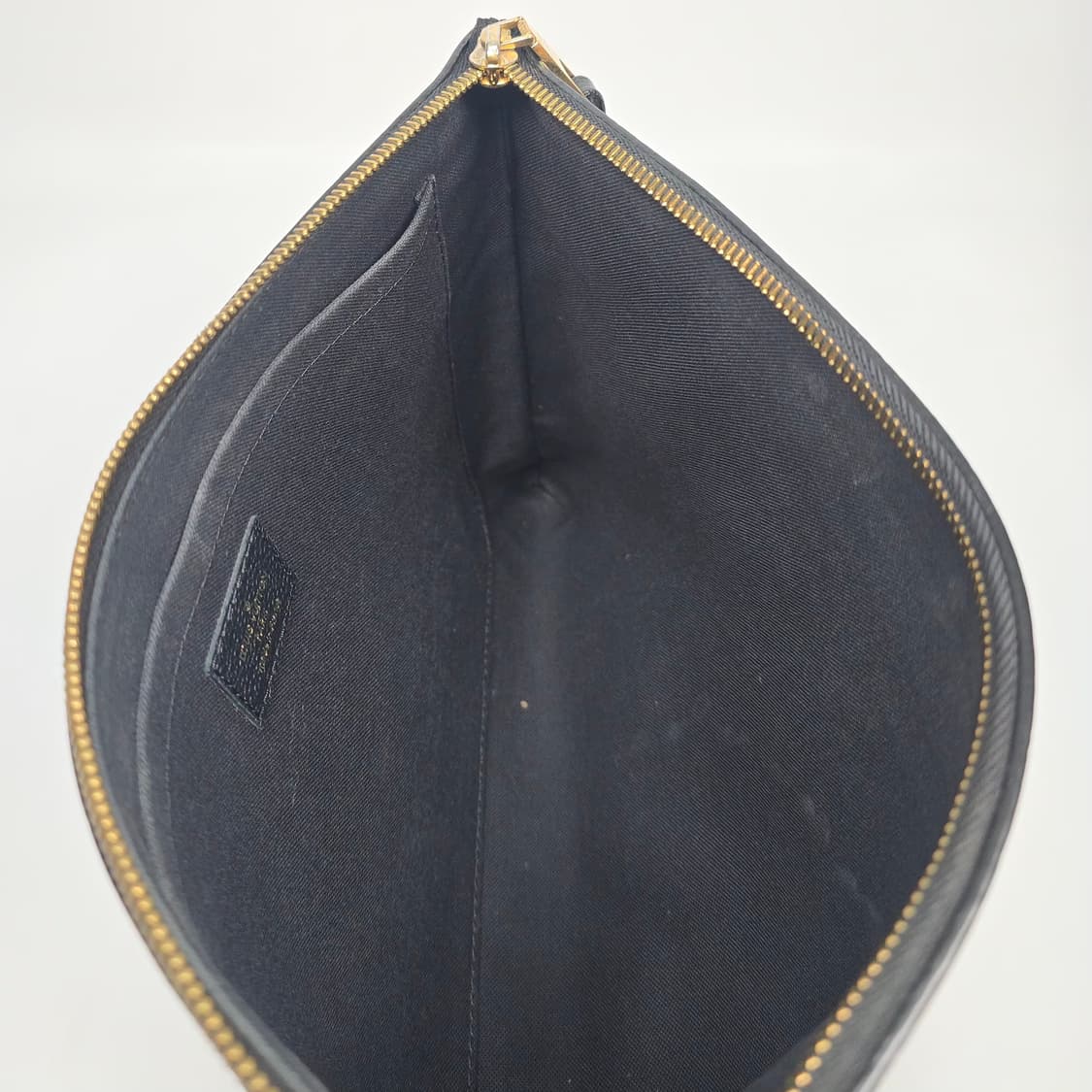 루이비통 앙프렝뜨 데일리 파우치 클러치백  상품이미지9