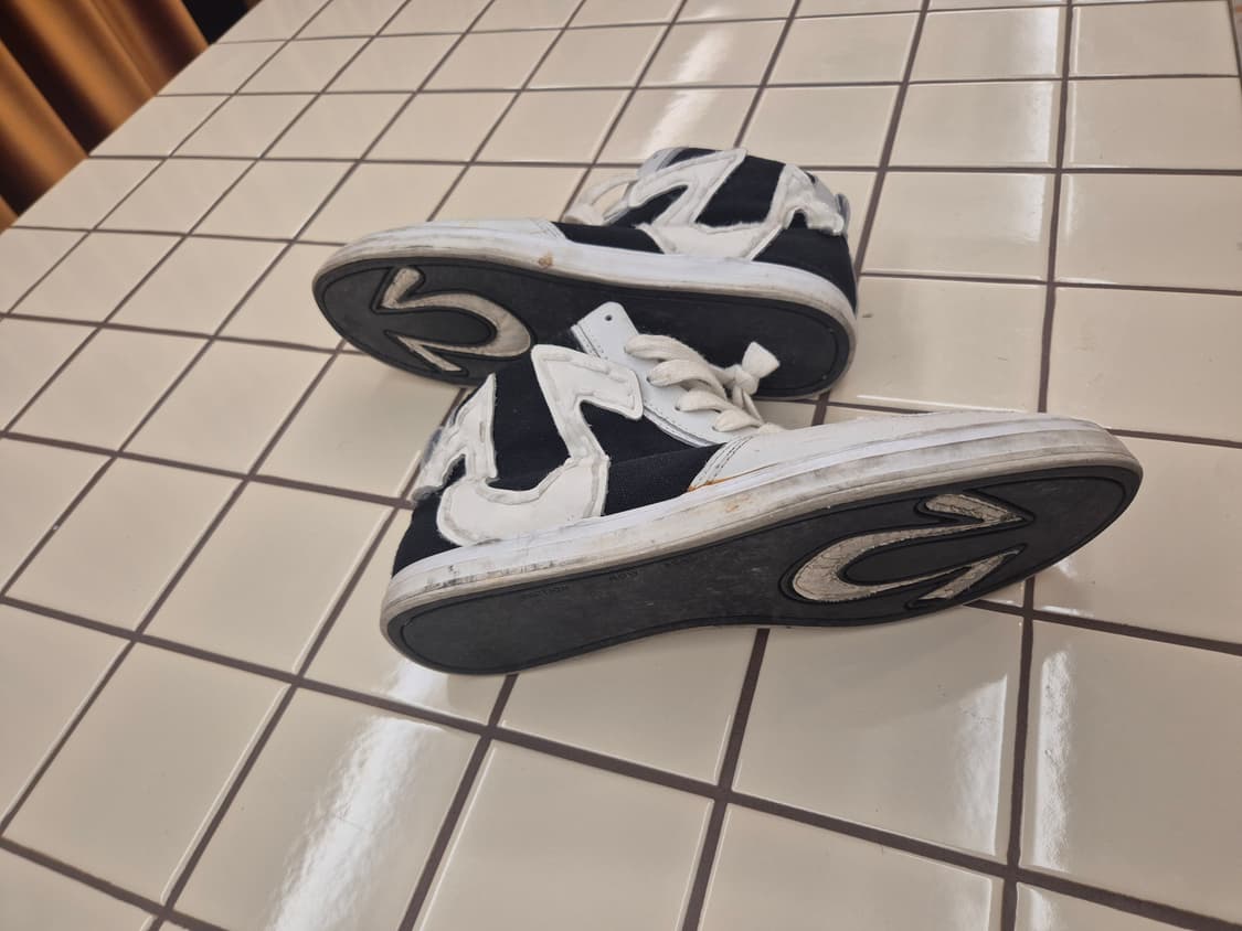 트루릴리전 에이스 하이탑(True Religion Ace Hi-Top) 상품이미지1