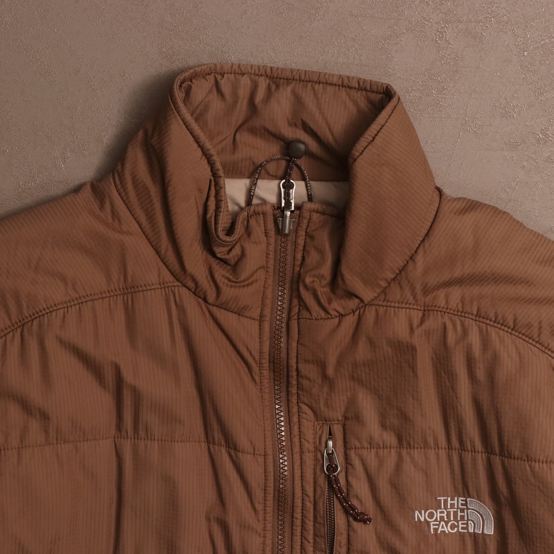 노스페이스 경량 아웃도어 패딩 A1650 상품이미지2