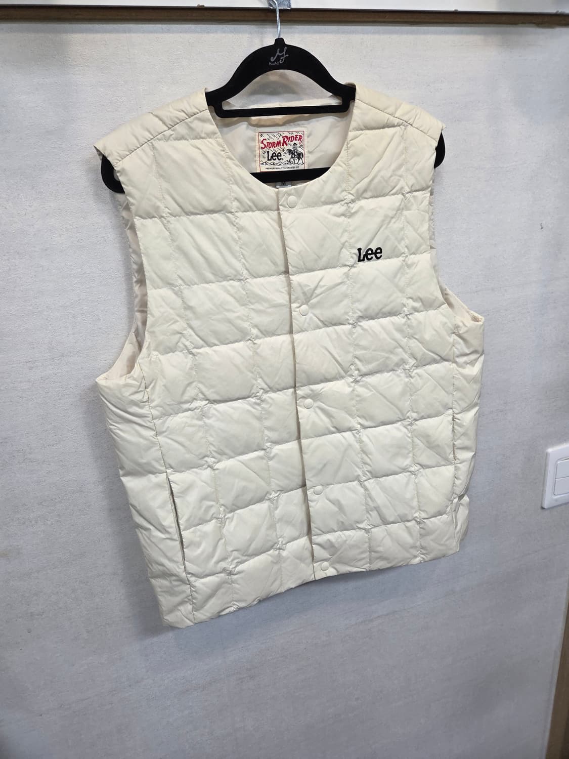 Lee 트위치로고 라이트다운 덕 다운패딩 조끼 m 아이보리 상품이미지6