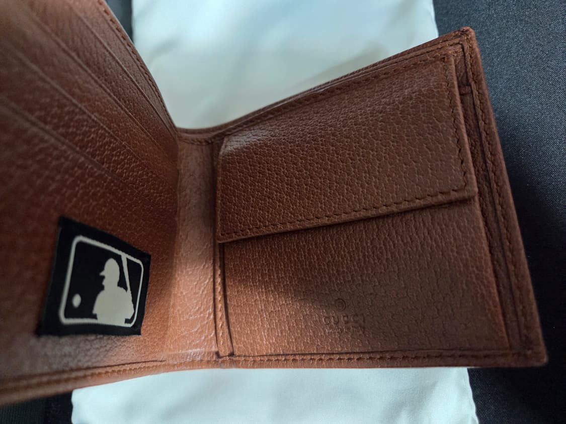 구찌 양키스 반지갑 미사용 새상품 상품이미지4