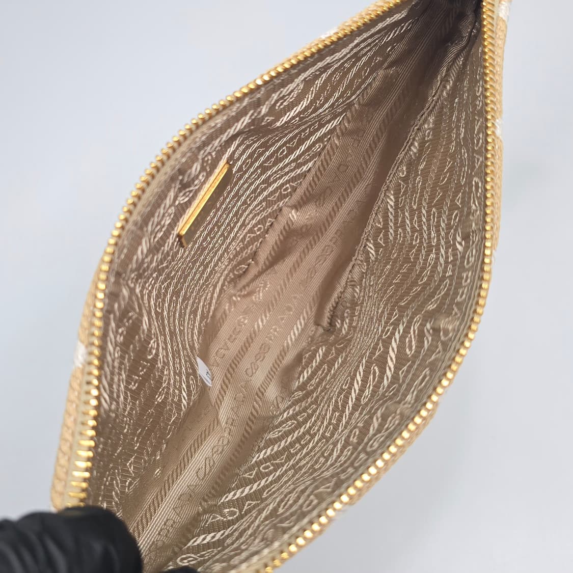 프라다 자수 패브릭 미니백 상품이미지7