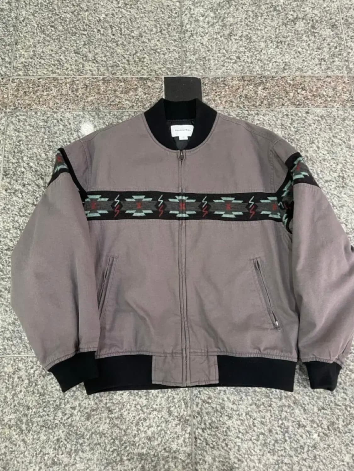 디스이즈네버댓 봄버 상품이미지1