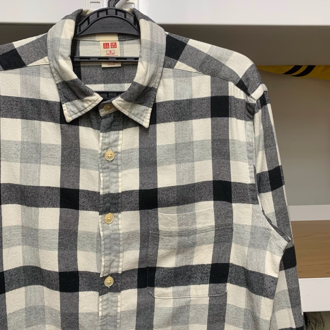 [M] 유니클로 X 디즈니 미키마우스 프린팅 코튼셔츠 상품이미지1