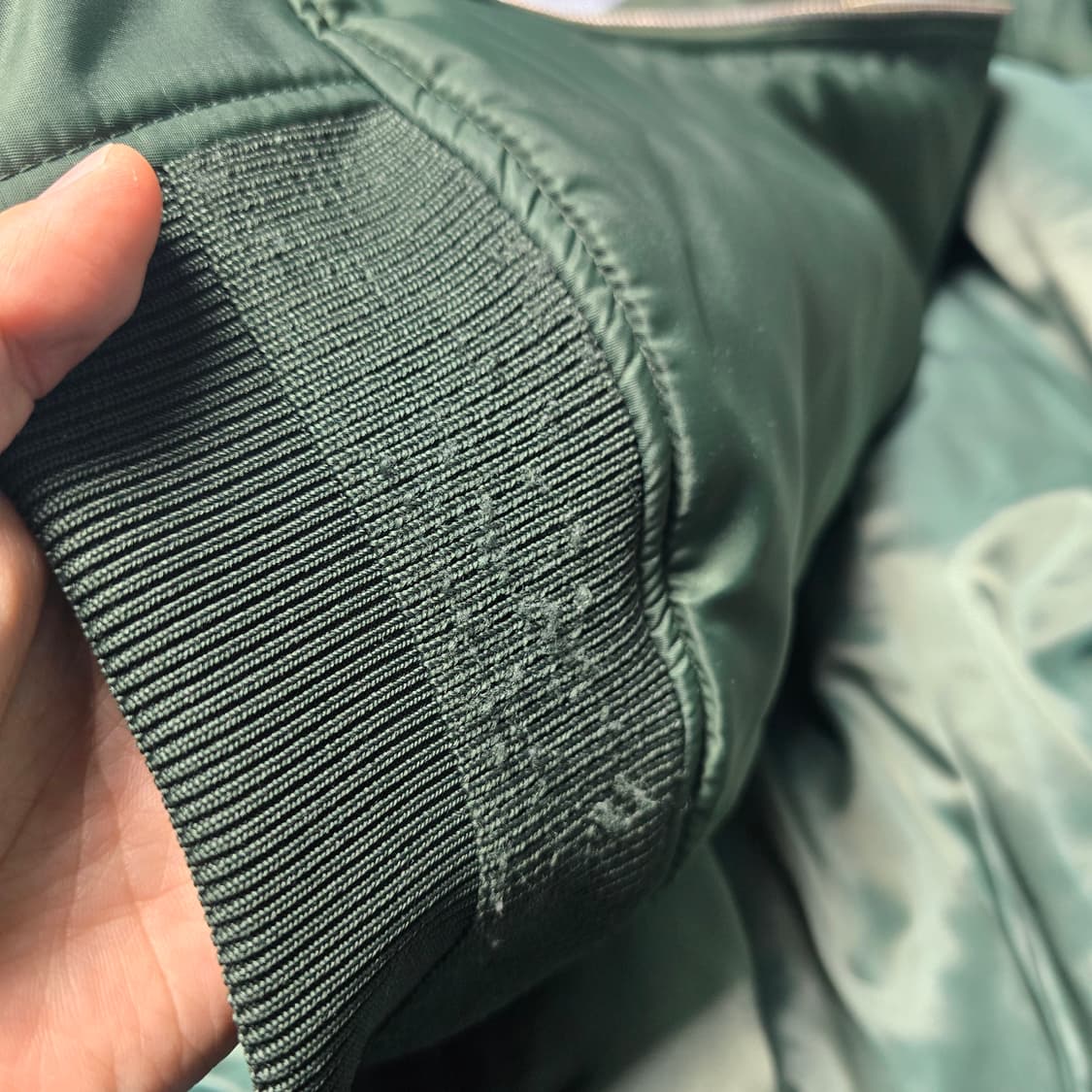 [52] 준지 21FW 컬렉션 무스탕 마원 카키 상품이미지9