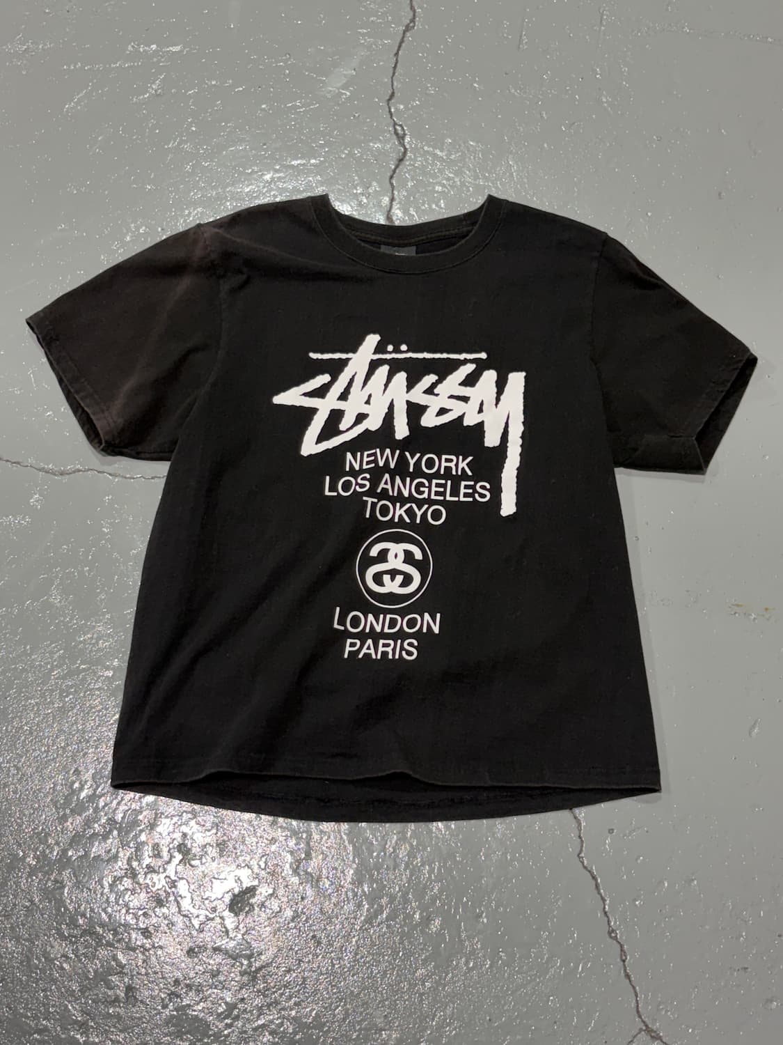 스투시(Stussy) 월드투어 블랙 티셔츠 상품이미지1