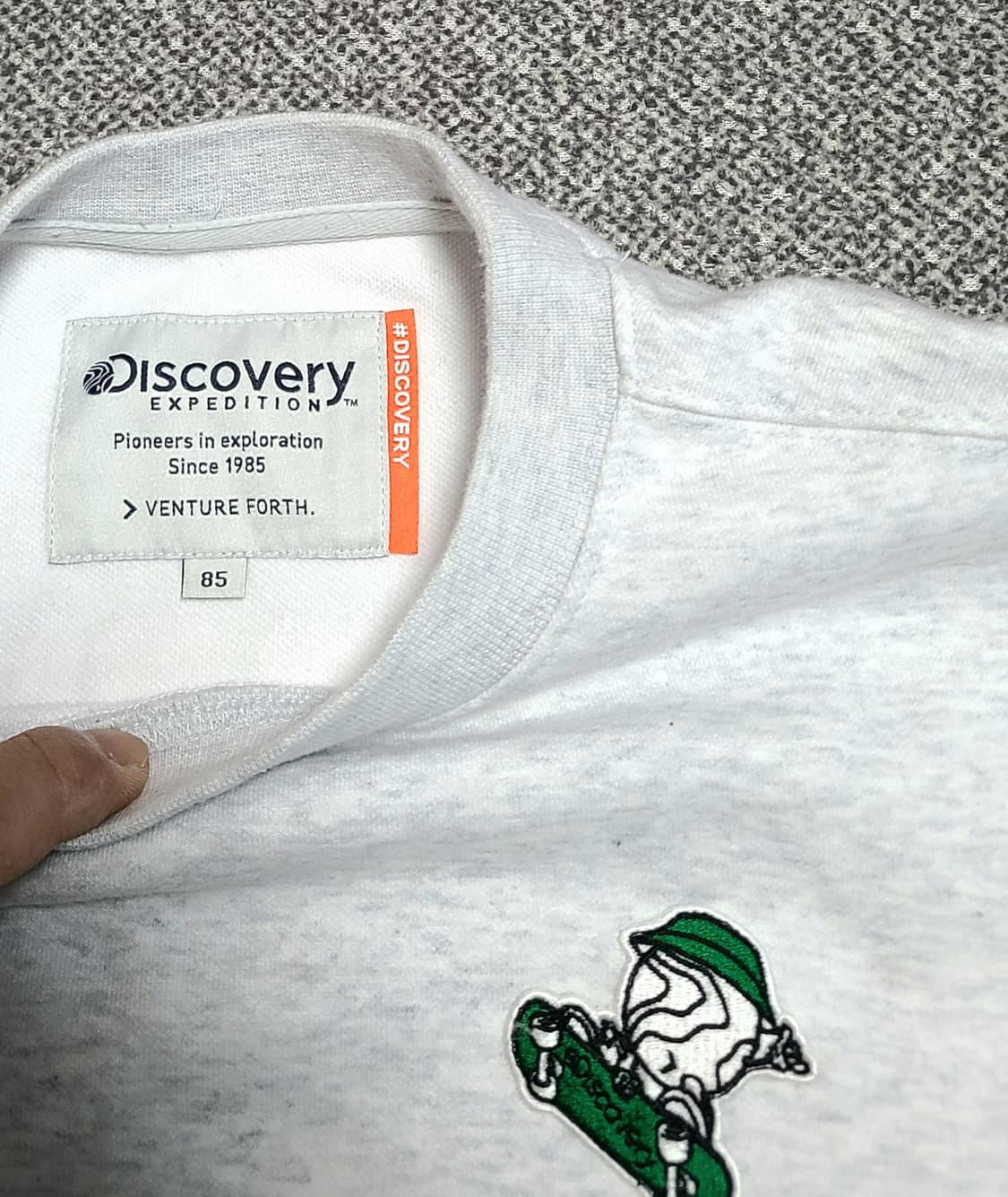 디스커버리 디커맨 맨투맨 85 멜란지 그레이 상품이미지4