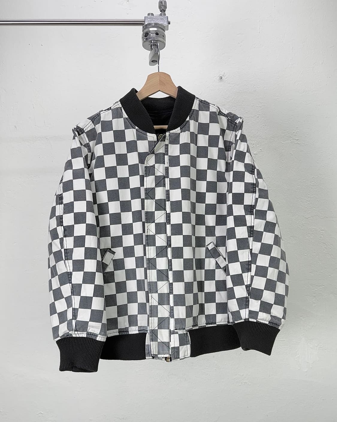 슈프림 16ss 블랙 올드 잉글리시 체커보드 로고 봄버 자켓 상품이미지2