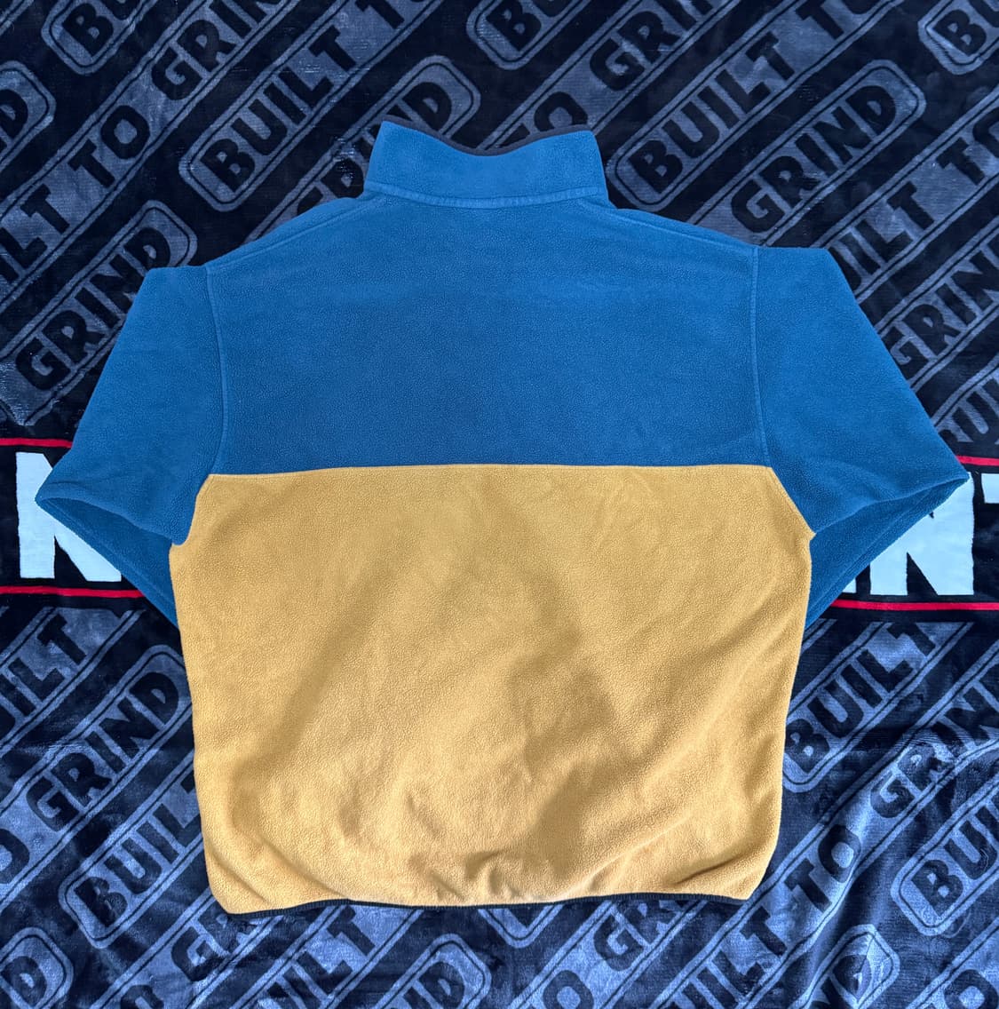 파타고니아 신칠라 스냅 티 풀 오버 터쿼이즈 옐로우 컬러 블록 상품이미지2