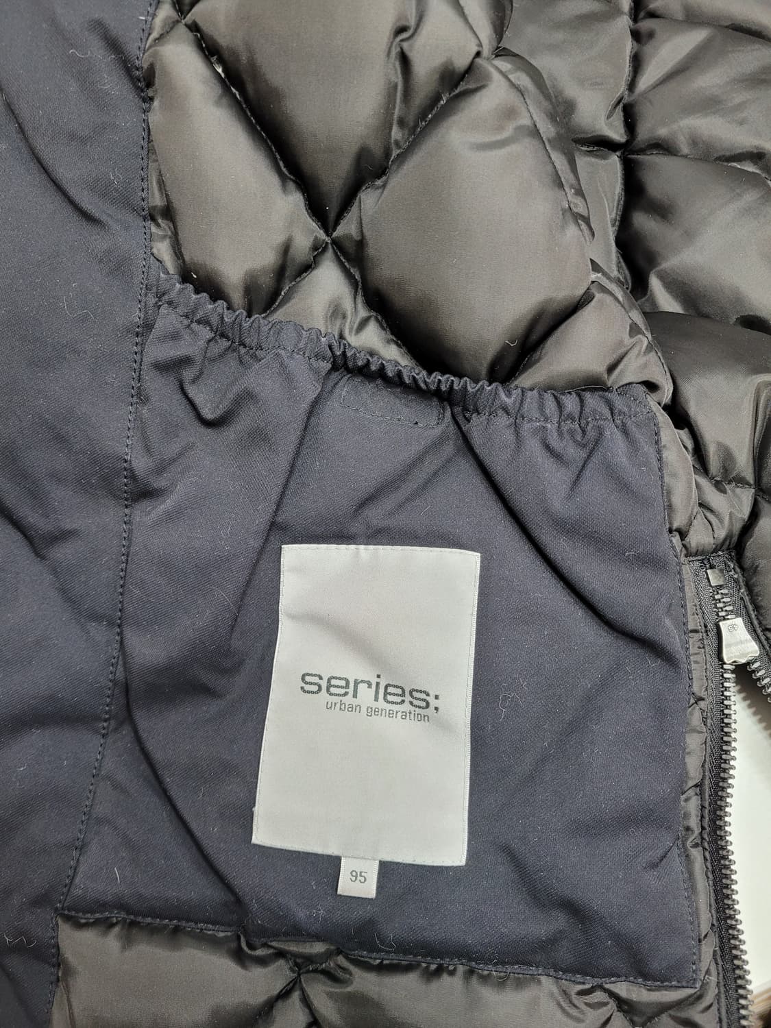 series 시리즈 라파예트 양털 카라 다운 점퍼 / 남 95
 상품이미지8