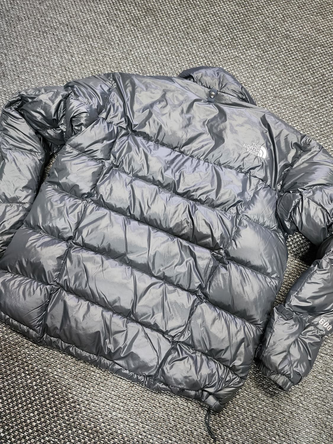 노스페이스 그레이 경량 패딩 100 L사이즈 상품이미지8