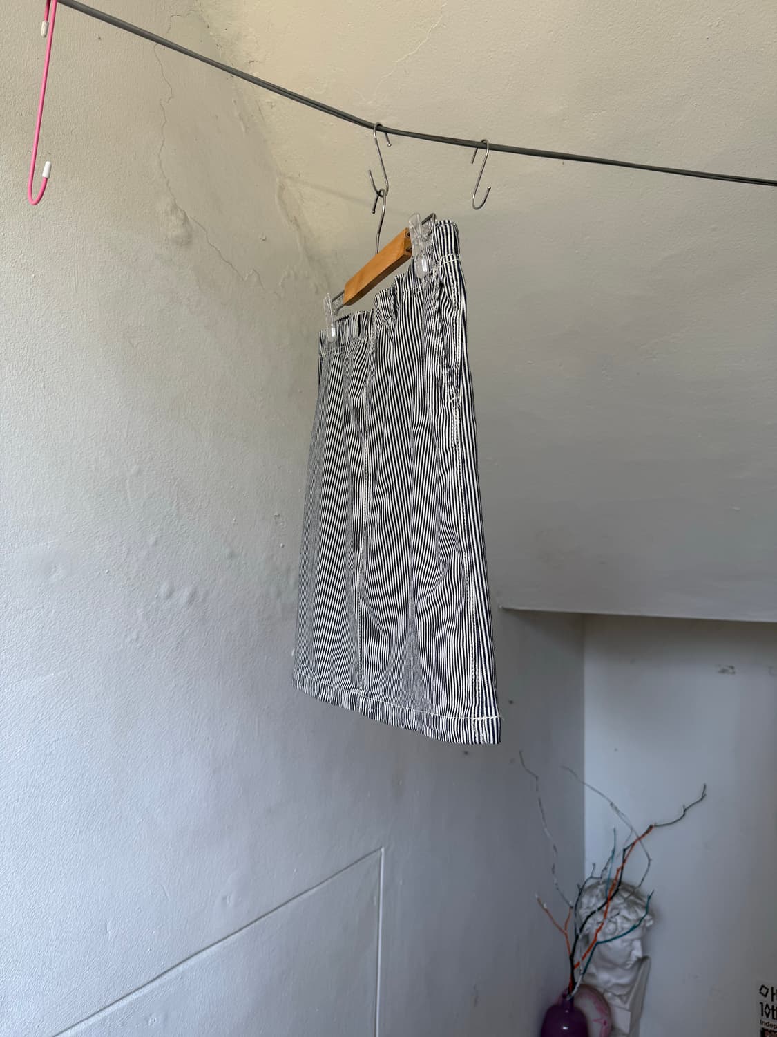 데님 스트라이프 미디 스커트 상품이미지4