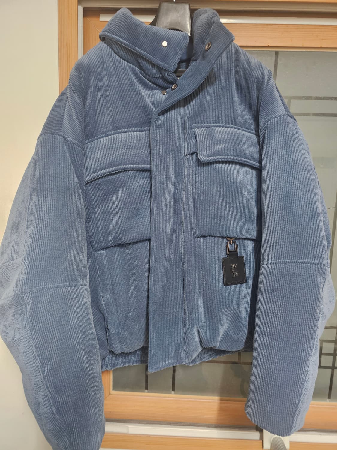 우영미 22fw 블루 코듀로이 구스다운 48사이즈(105오버) 상품이미지1