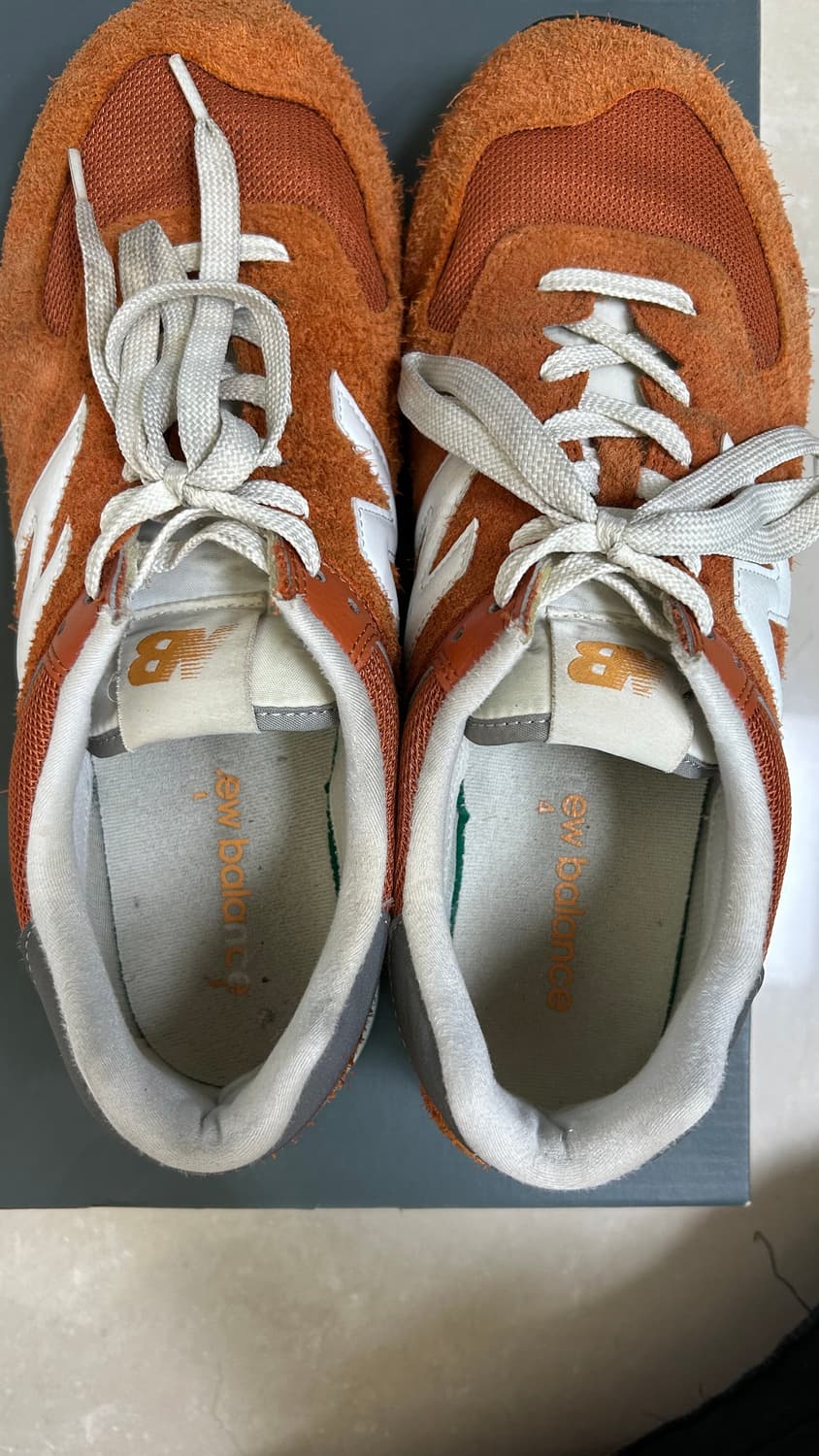 574 헤리티지 오렌지 300 상품이미지3