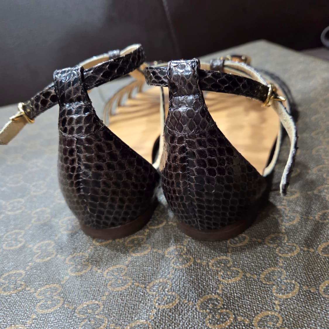 돌체앤가바나 보석 샌들 상품이미지4