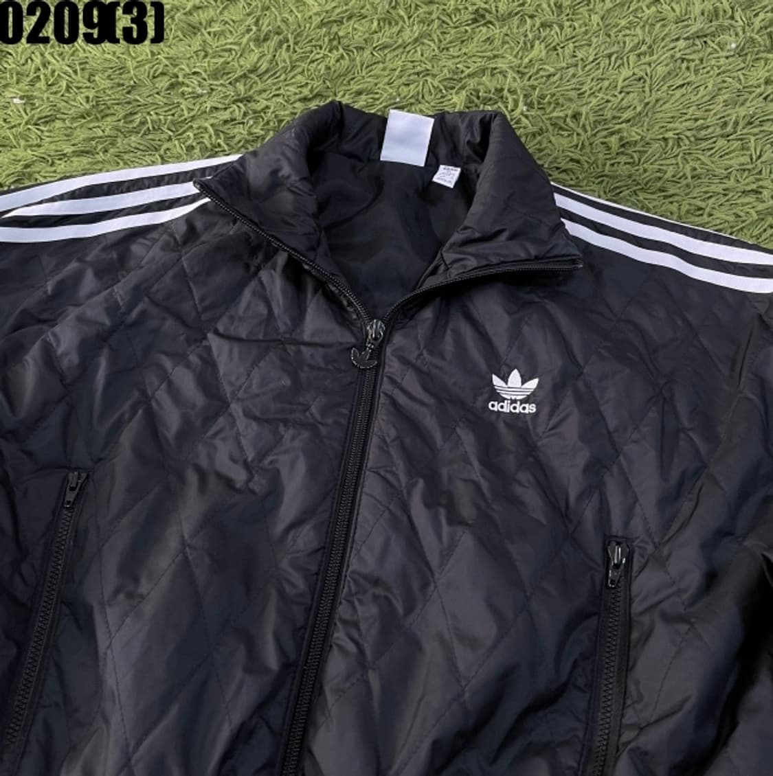 아디다스 누빔 크롭 점퍼 자켓 상품이미지2