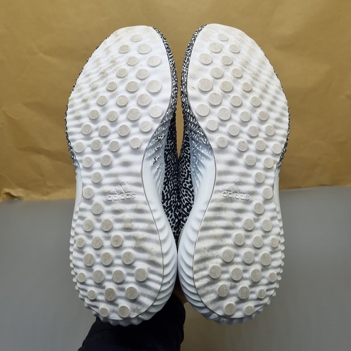 아디다스 알파바운스 아라미스 여성운동화230  상품이미지3