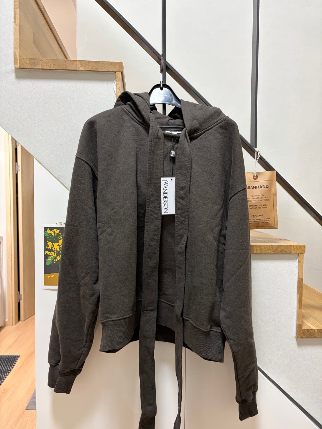 JW앤더슨 타이보우 후디 상품이미지6