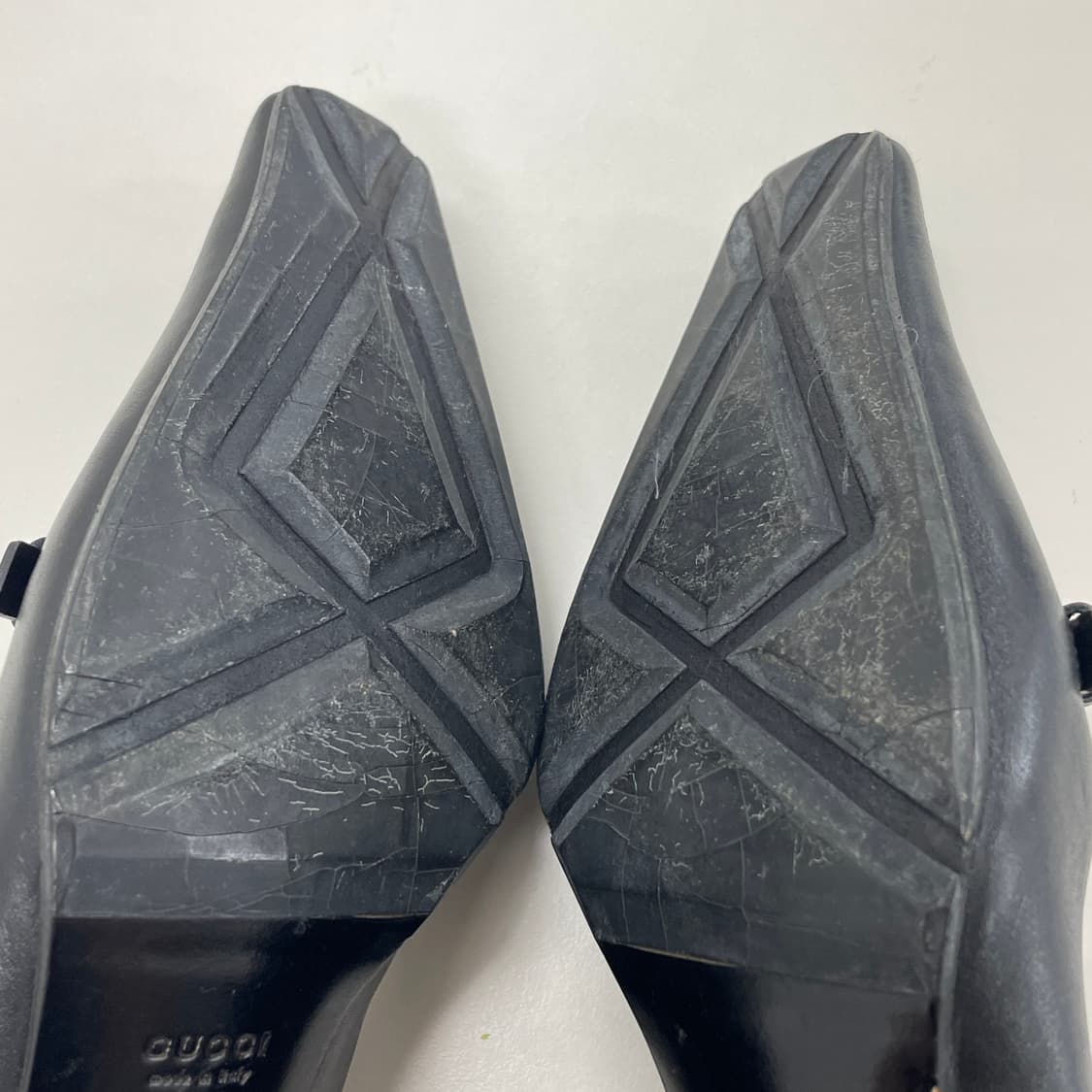 구찌 블랙 스퀘어 코 힐 상품이미지6