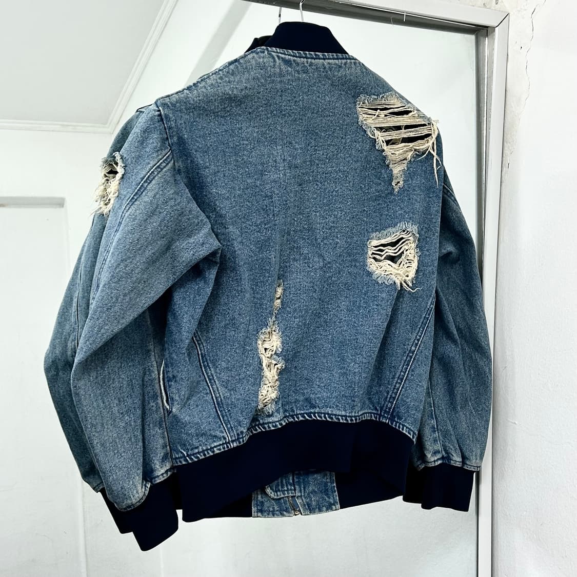 비이커 디스트레스드 데님 블루종 자켓 상품이미지6