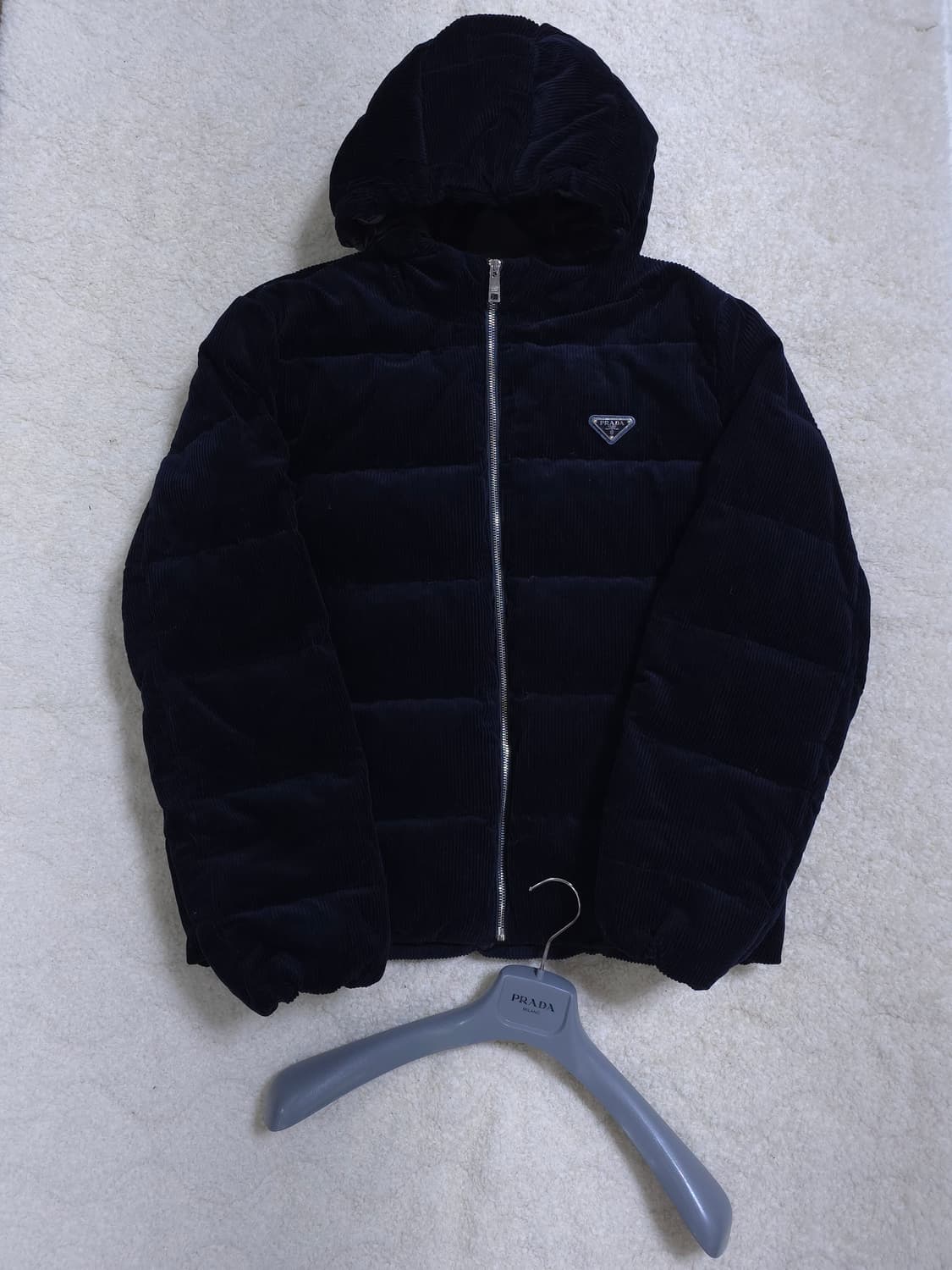[50] 프라다 코듀로이 패딩 네이비(SGC072) 상품이미지2