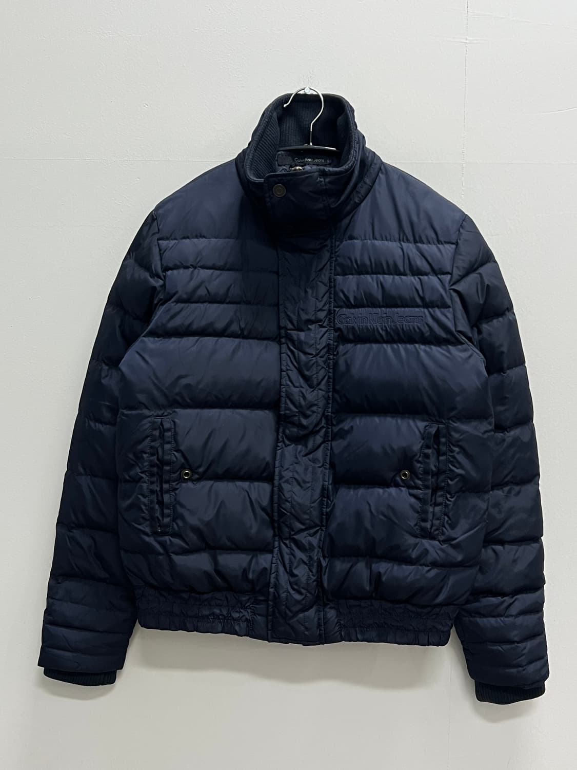 캘빈클라인 덕다운 나일론 패딩 봄버 자켓 네이비 상품이미지2